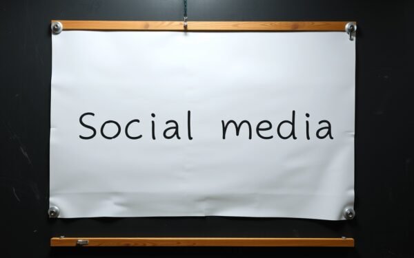 social media aliensync